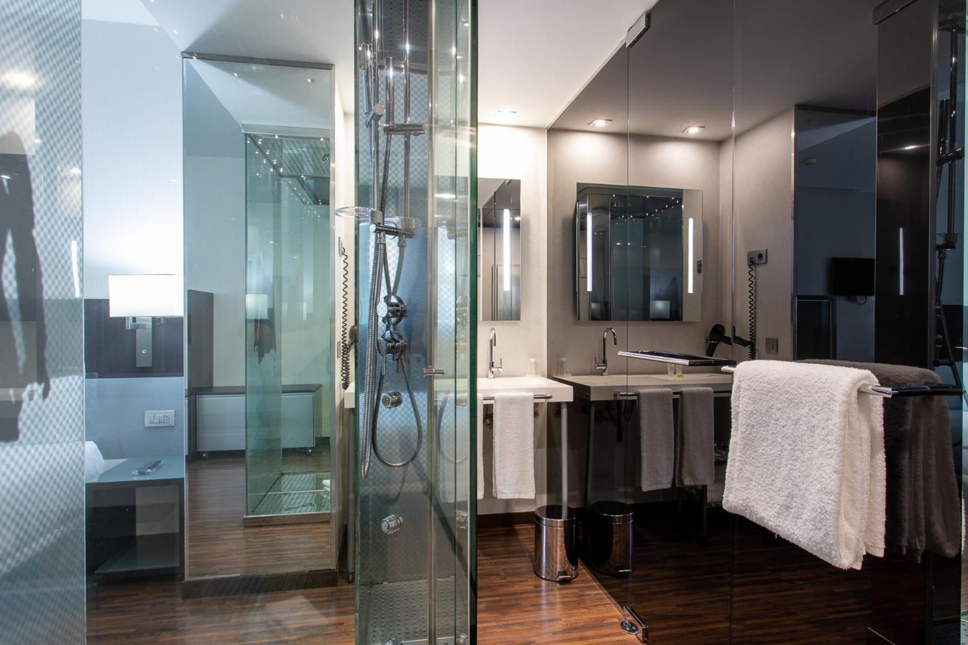 Hotel Ciudad De มอสโตเลส ภายนอก รูปภาพ