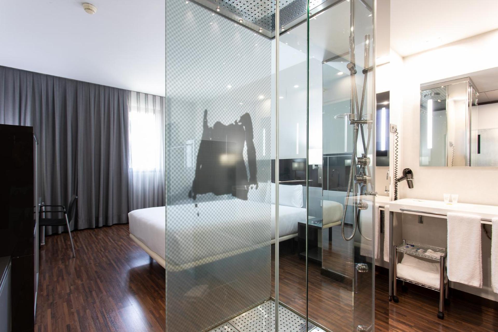 Hotel Ciudad De มอสโตเลส ภายนอก รูปภาพ