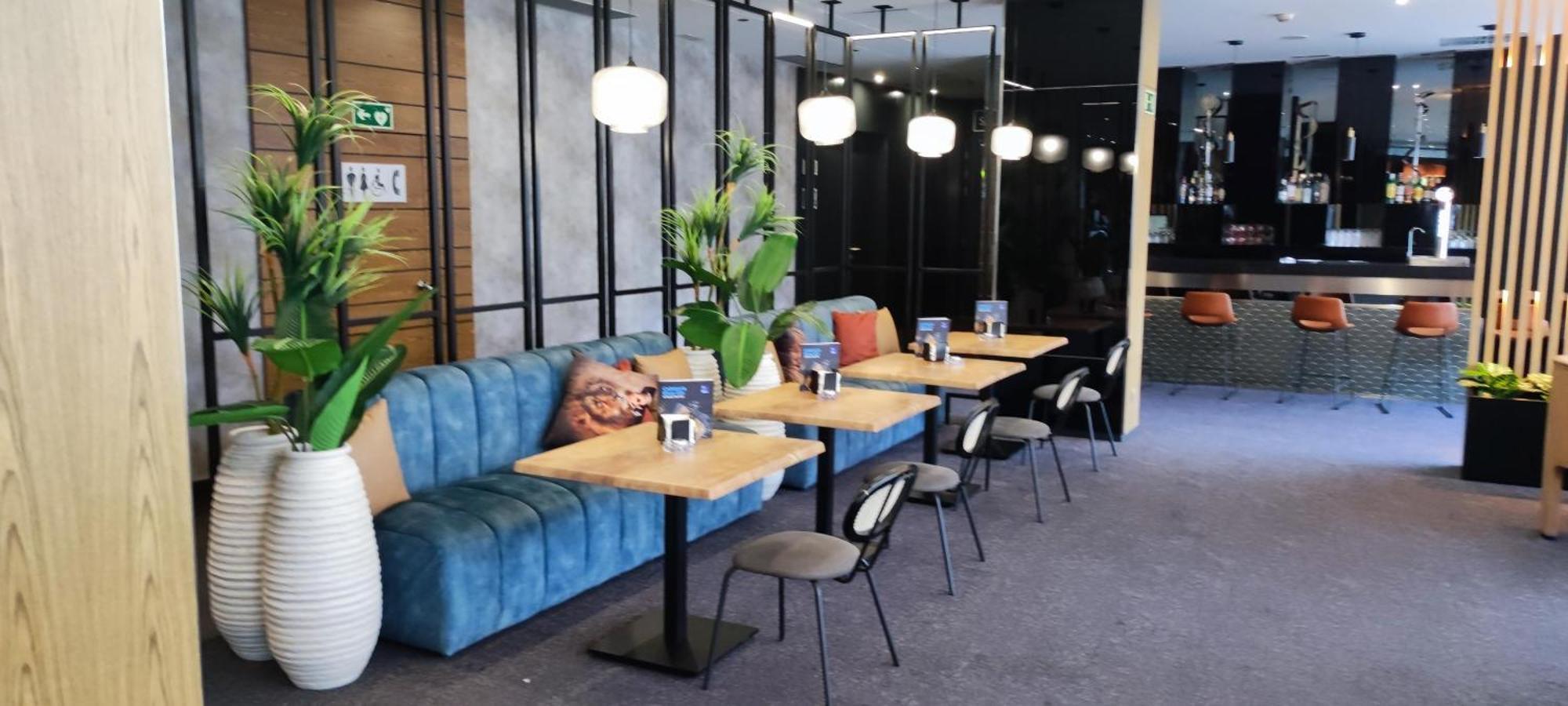 Hotel Ciudad De มอสโตเลส ภายนอก รูปภาพ