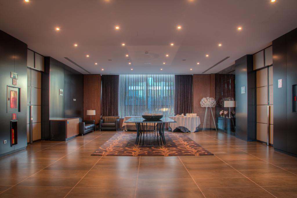 Hotel Ciudad De มอสโตเลส ภายนอก รูปภาพ