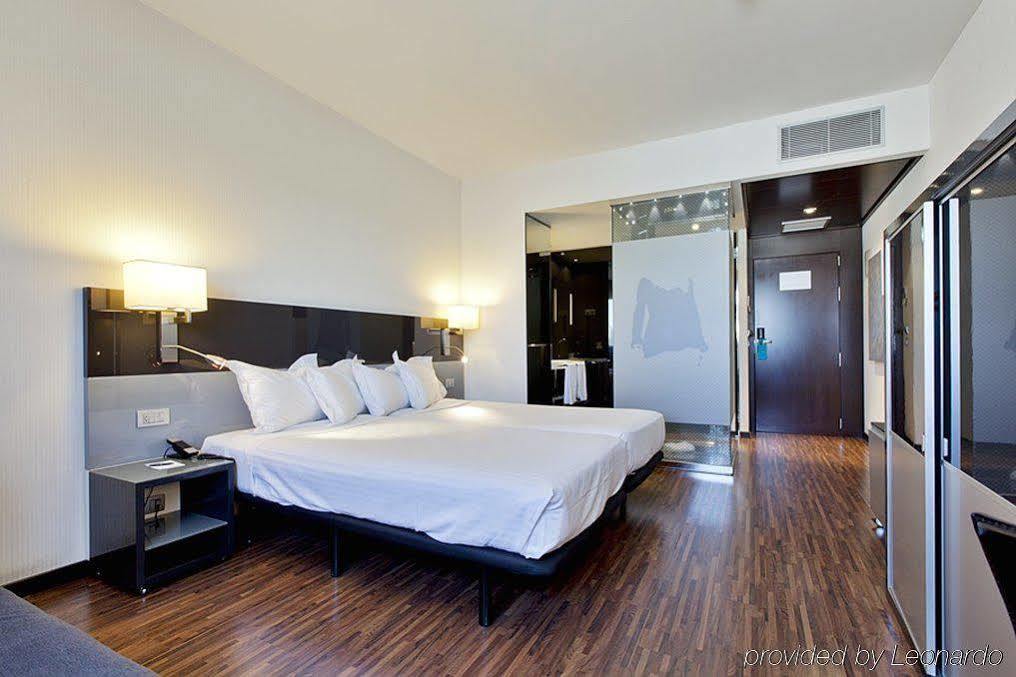 Hotel Ciudad De มอสโตเลส ภายนอก รูปภาพ
